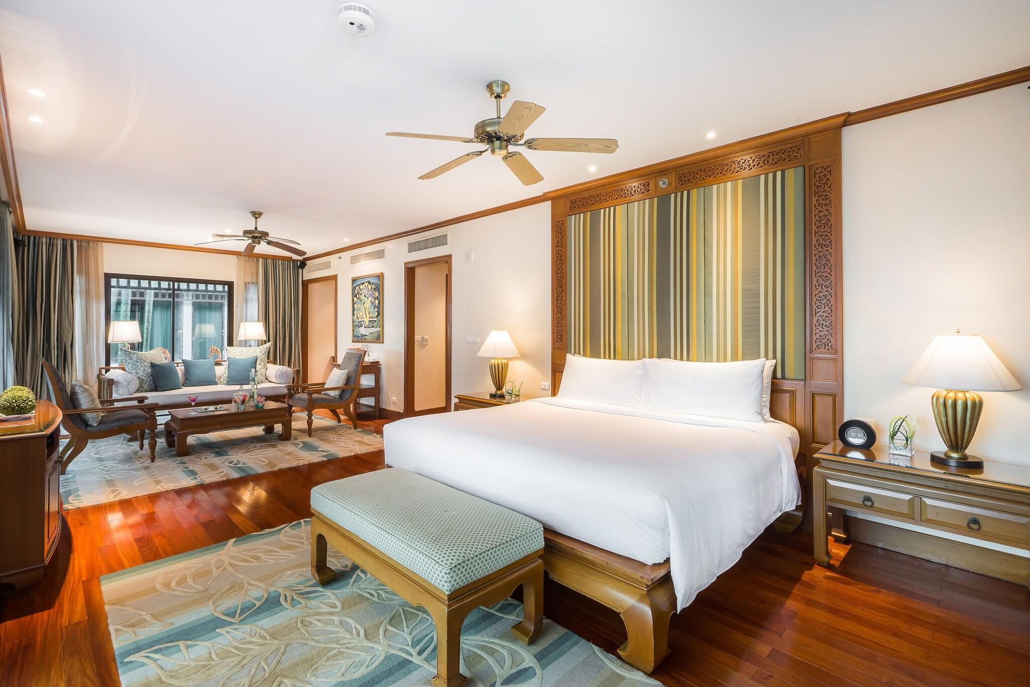 Suite, King Bed, Ocean Front
