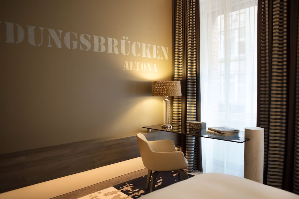 Renaissance Hamburg Hotel 18/63