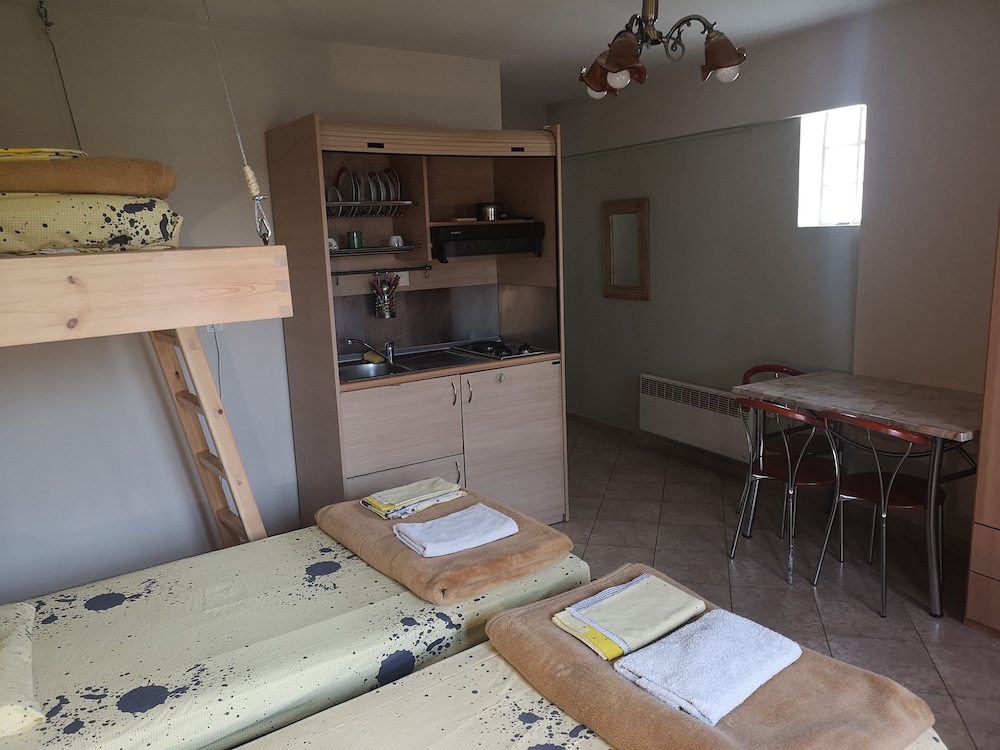 Studios Arabas - Hostel 32/50