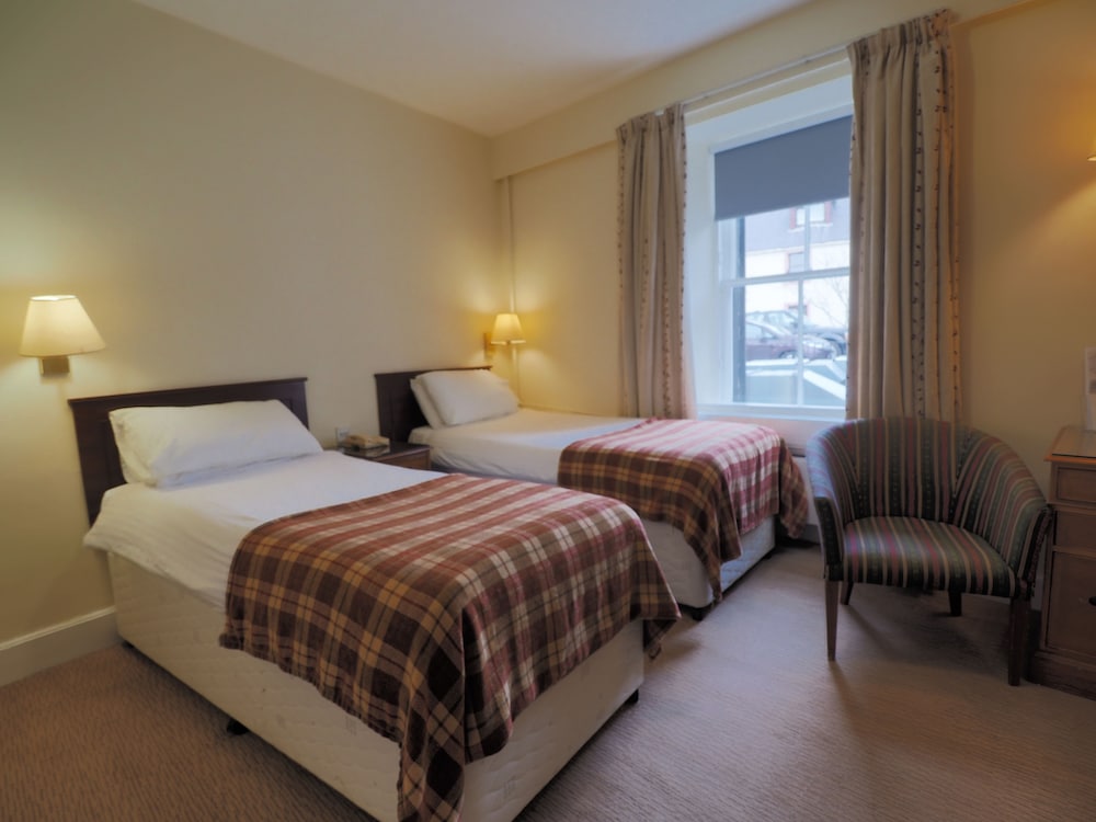 Royal Hotel Stornoway 24/64