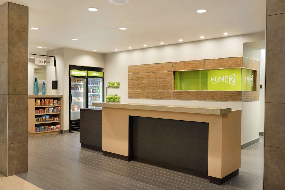 Home2 Suites By Hilton Milwaukee Airport 8/41
