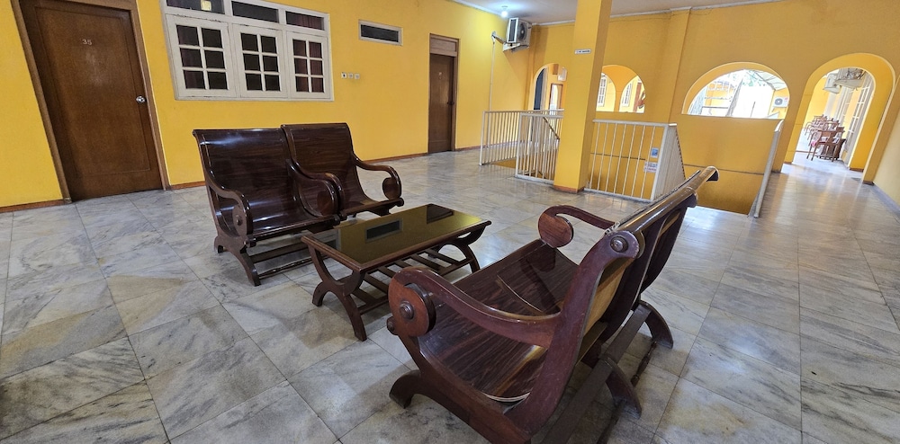 Hotel Tugu Asri 10/15