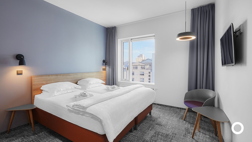 PLUS, STANDARD, DOUBLE OR TWIN BED