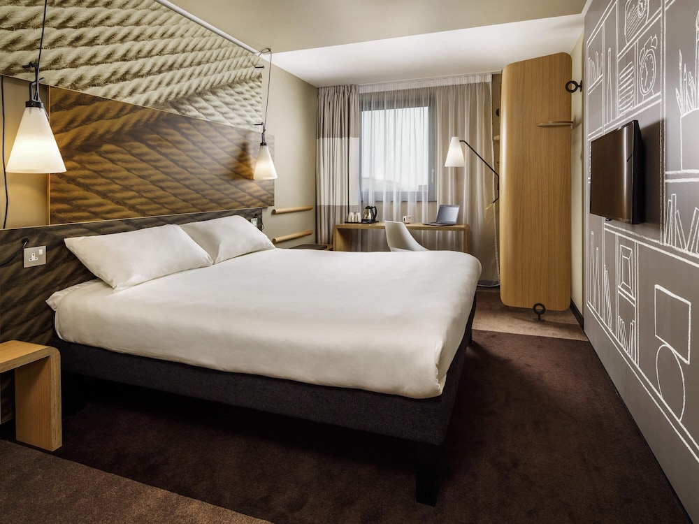 Ibis Glasgow City Centre Sauchiehall Street 25/50
