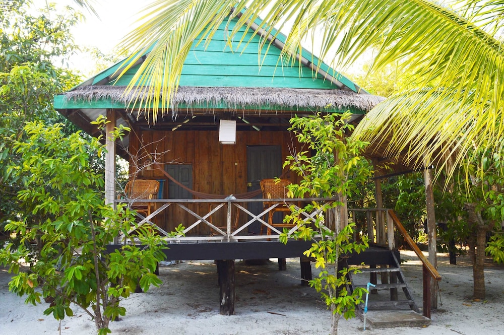 Palm Beach Bungalow Resort 2/66
