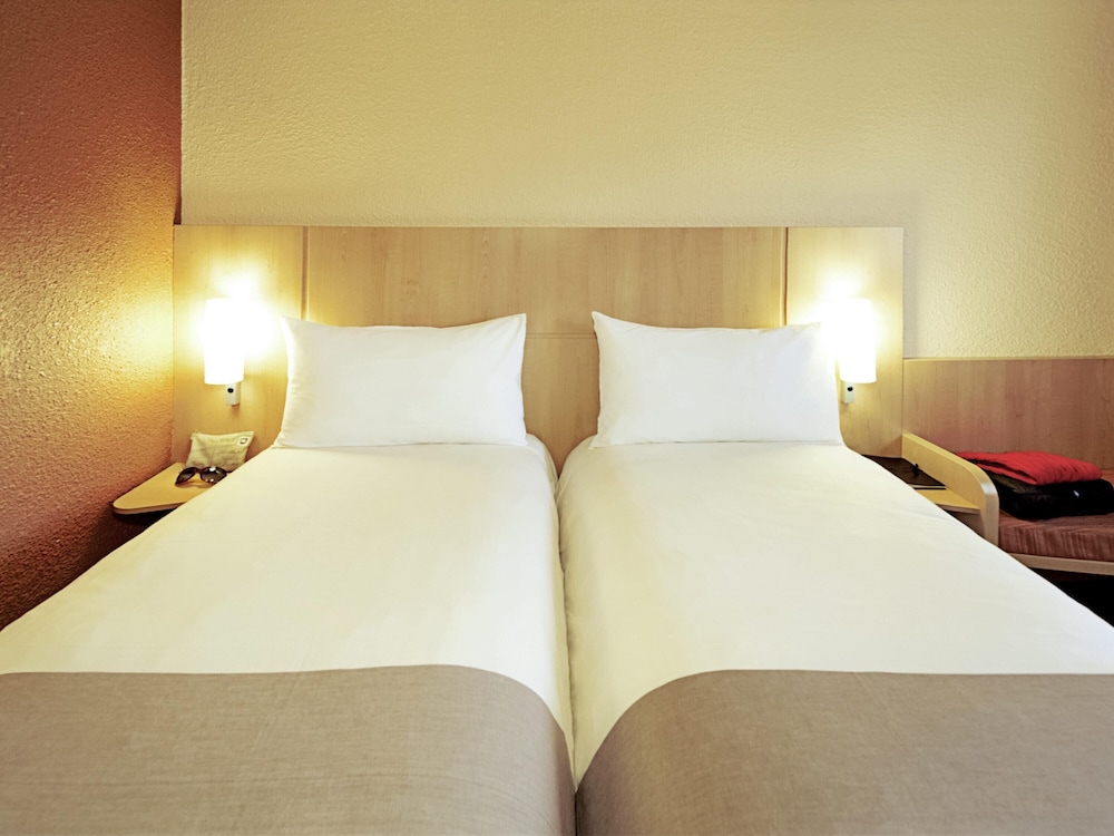 Ibis Uberlandia 25/56