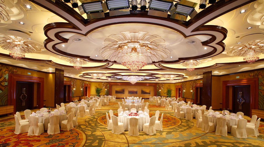 New Century Grand 3/29