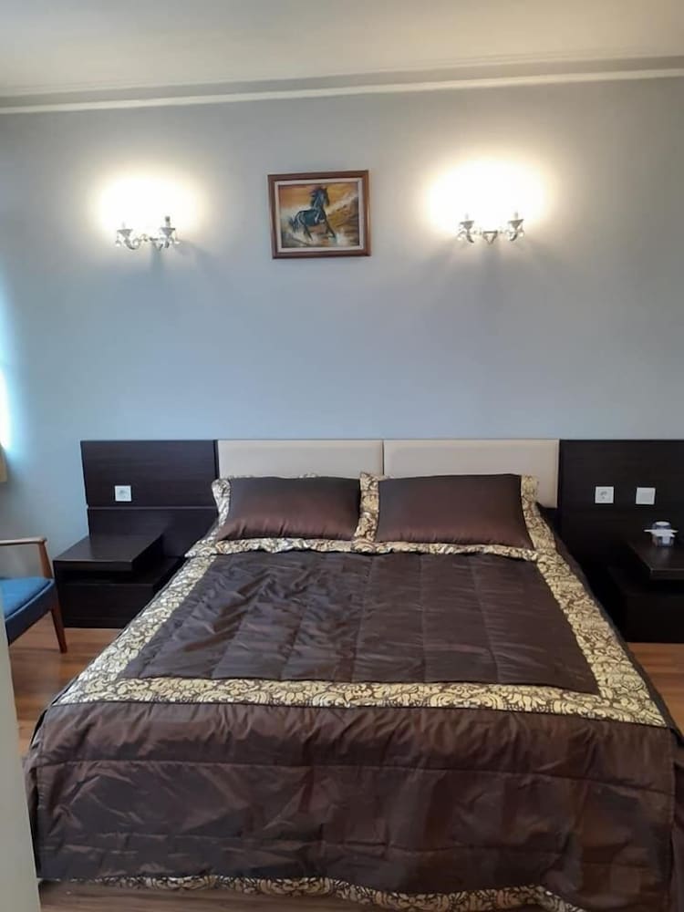Tac Hotel 44/50