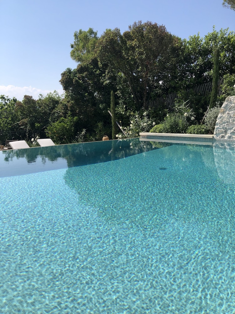 Mougins Luxury Retreats 23/50