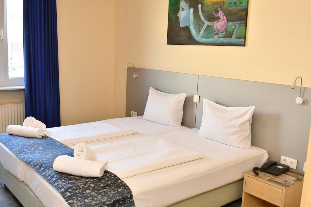 Hotel Munchner Hof 23/70