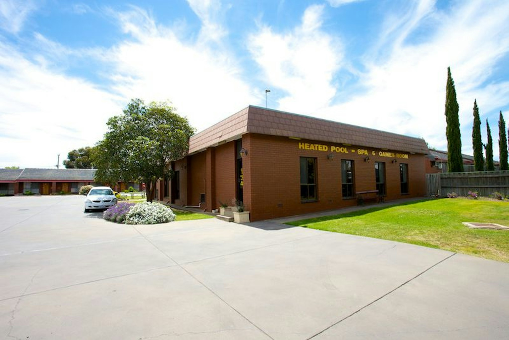 Golden Grain Motor Inn 46/54