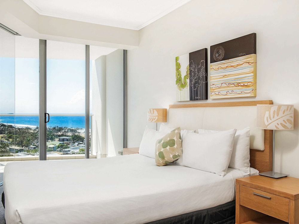 THE SEBEL MAROOCHYDORE 20/72