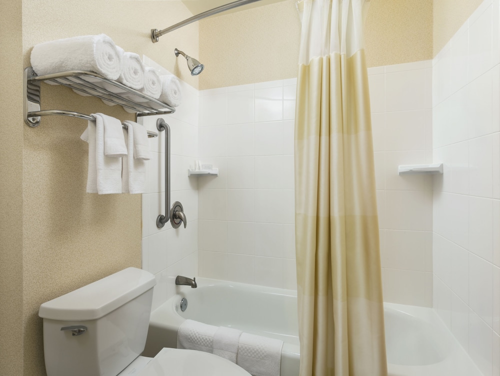 SPRINGHILL SUITES MARRIOTT BALTIMORE DOWNTOWN/INNER HARBOR 12/36