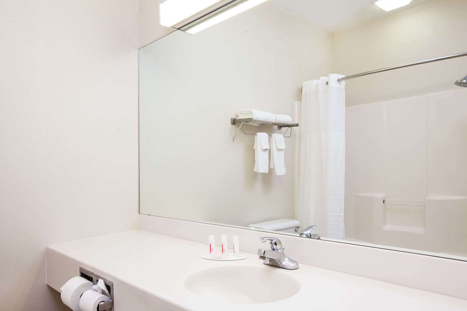 Quality Inn Brewerton - Syracuse Oneida Lake Area 20/20