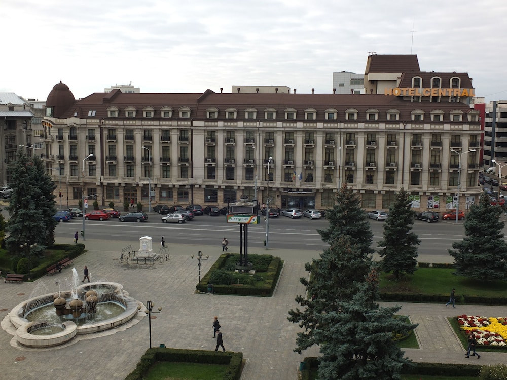 Hotel Central Ploiesti 3/69