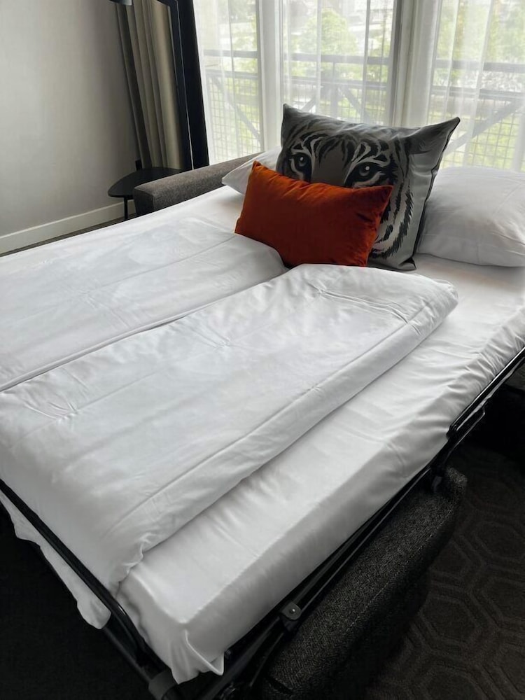 Deluxe, Family, Twin Beds, Sofa