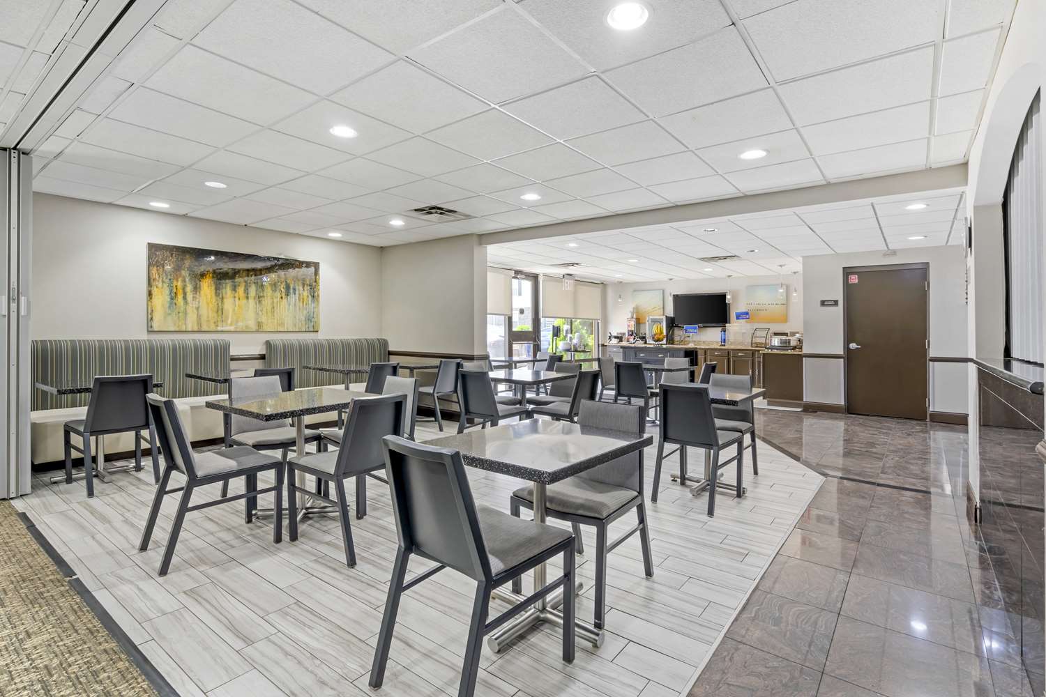 Best Western Suites Columbus 26/35