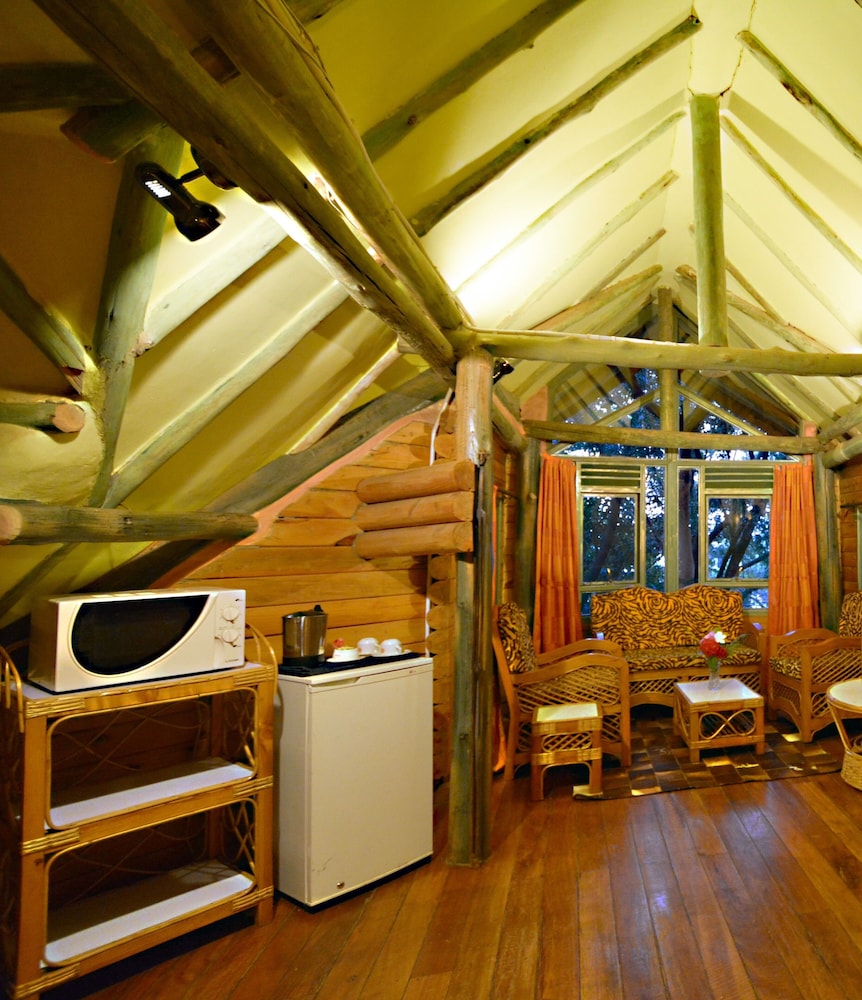 Forest Cottages 10/60