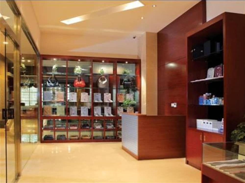 Yuloon Hotel Shanghai 8/35