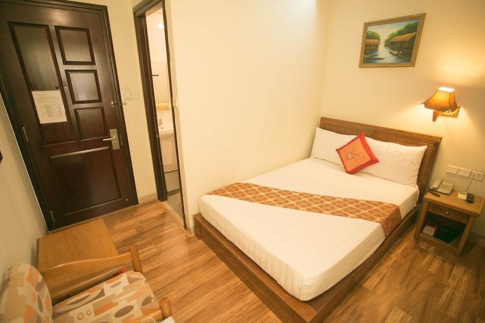 1 BEDROOM, STANDARD, SINGLE, DOUBLE BED
