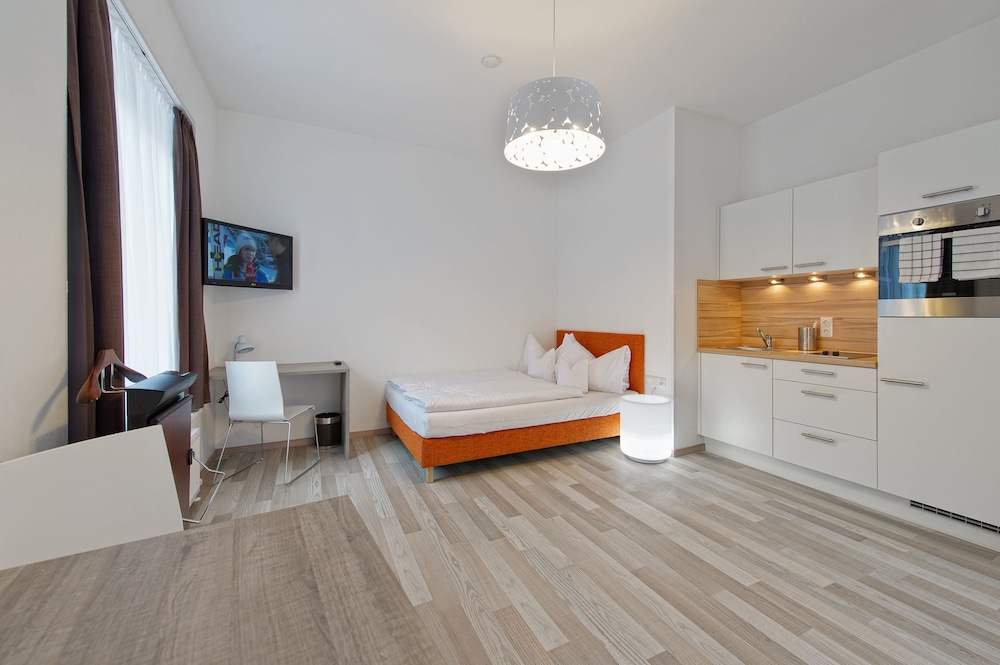 Living Leipziger Hof 7/22