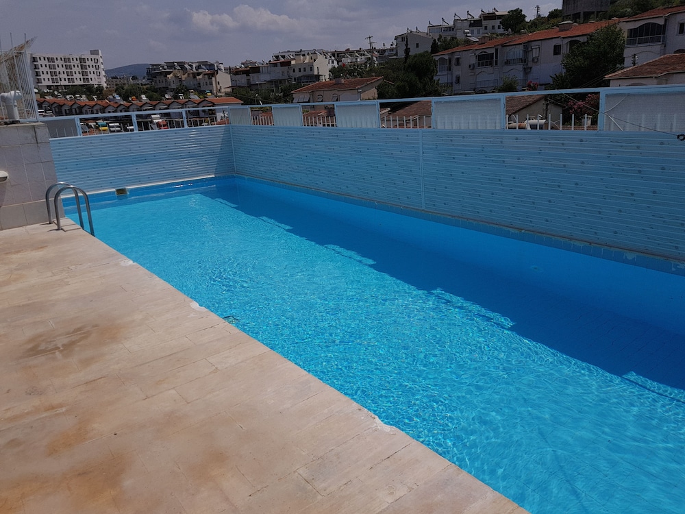 Ozgun Apart Otel Kusadasi 28/29