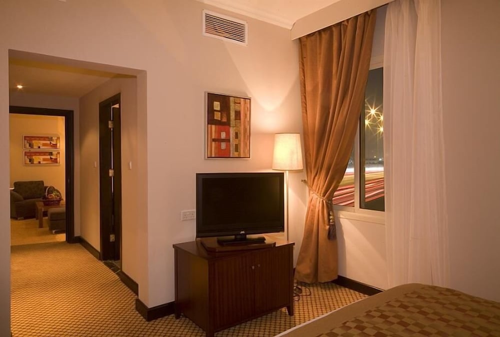 فندق جولدن توليب الخبر كورنيش(Golden Tulip Al Khobar) 58/81