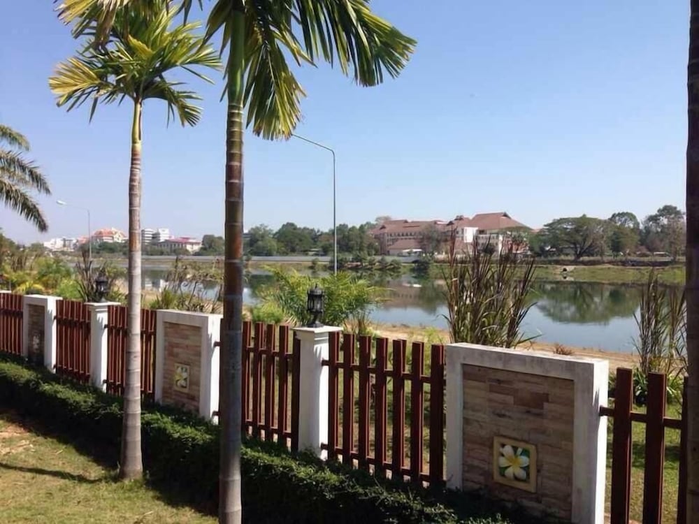Huaymuang Apartment 49/54