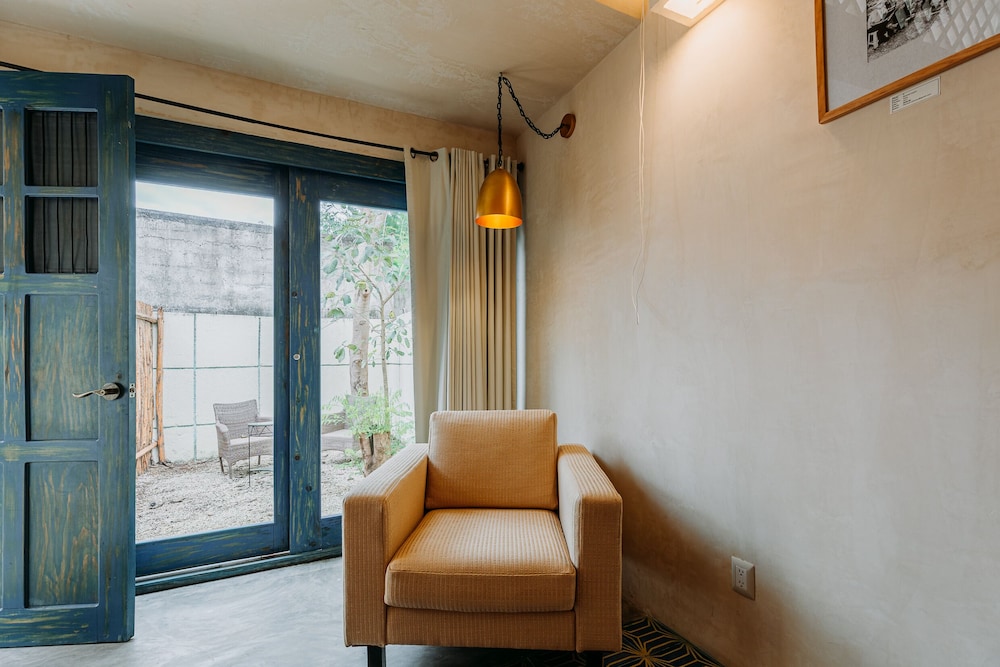 Hotel Waye 34/51