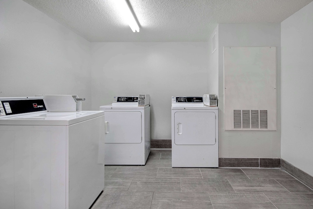 Motel6 San Antonio, TX - South 38/58