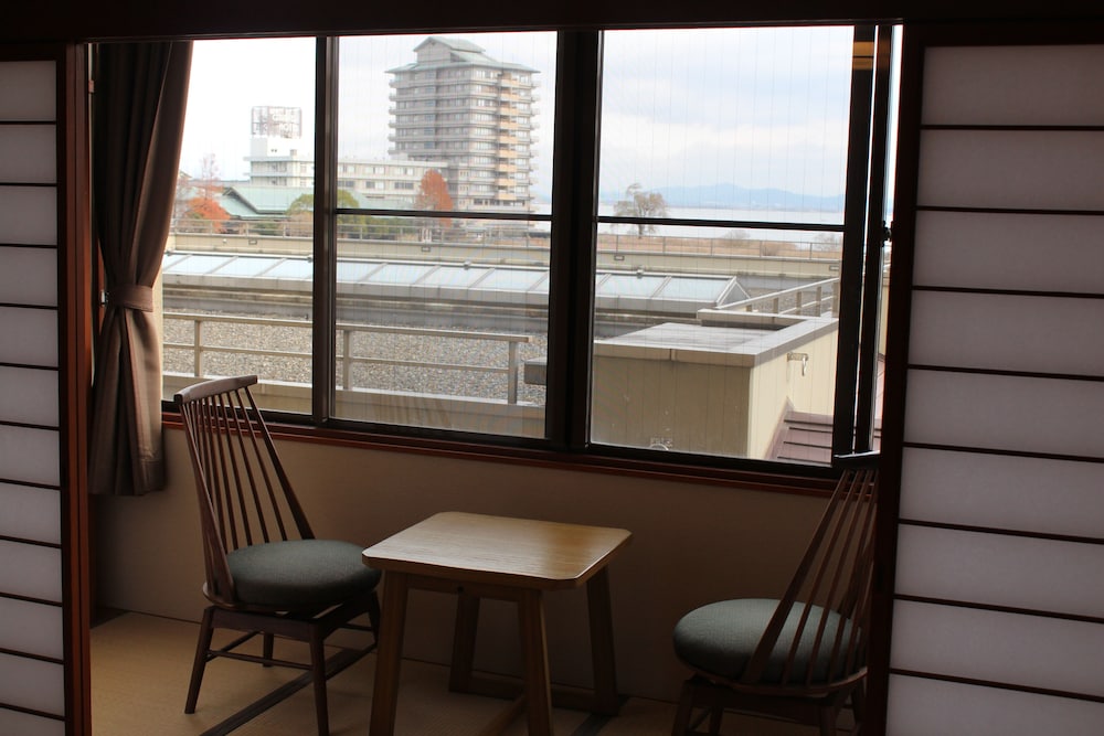 Biwako Ryokusuitei 35/50