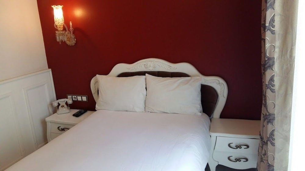 Azade Butik Otel 21/34