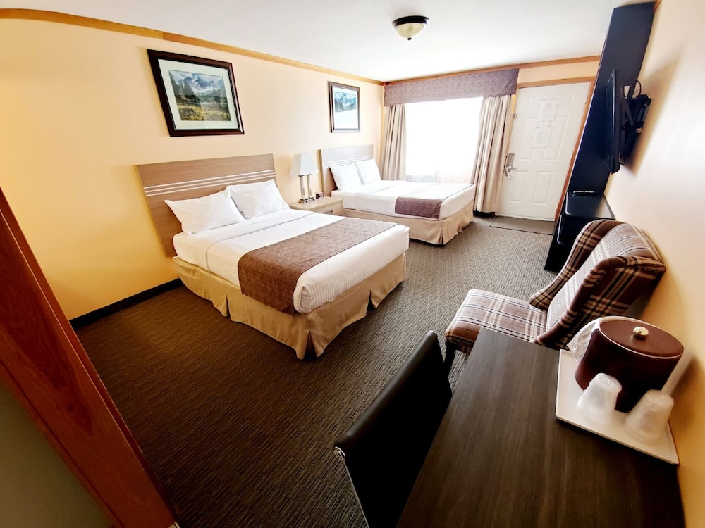 Travelodge by Wyndham Golden Sportsman Lodge 20/44