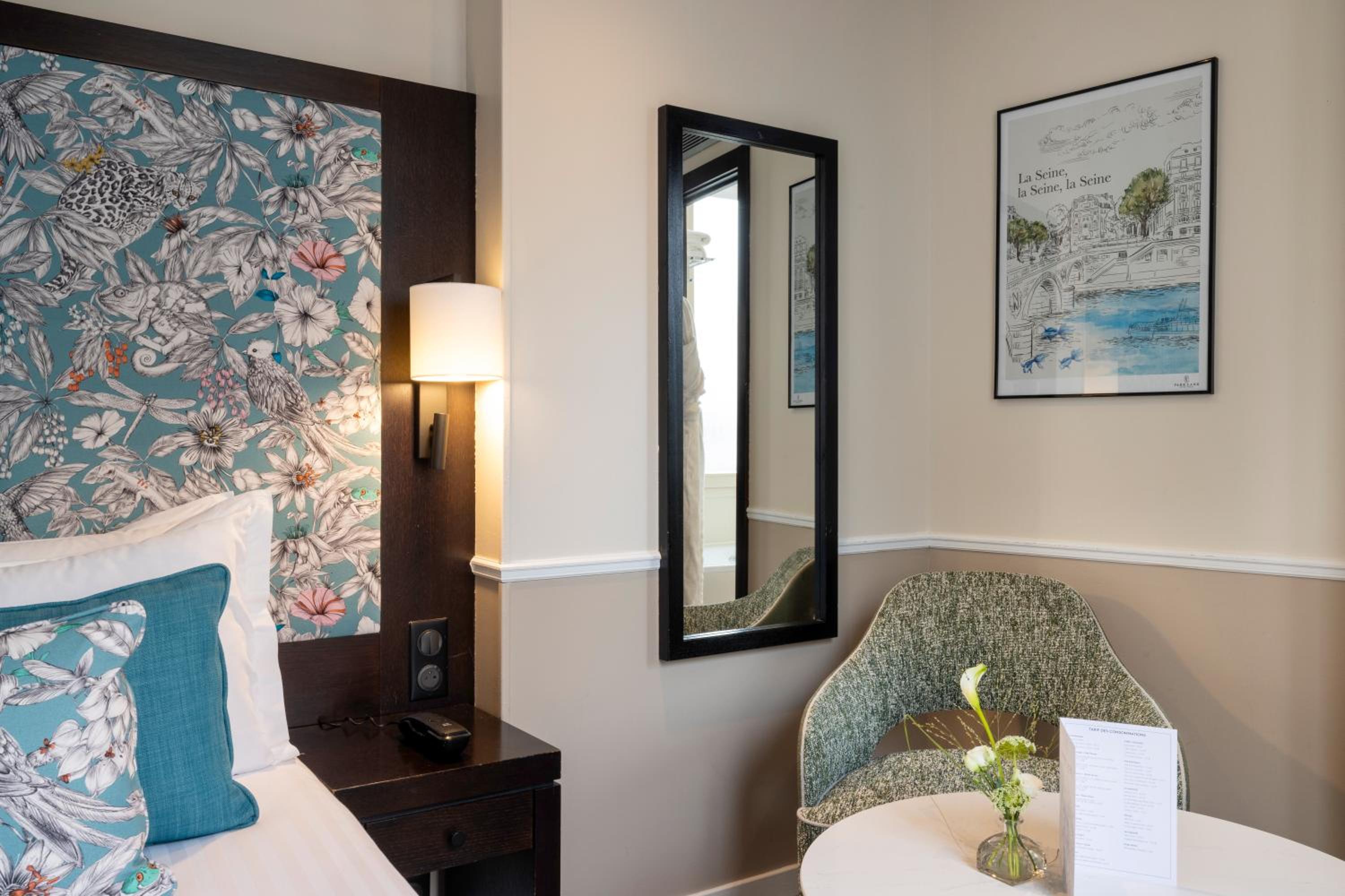 غرفة كلاسيكية بسرير كوين، PARK LANE(Formerly the ROCHAMBEAU) 7/7