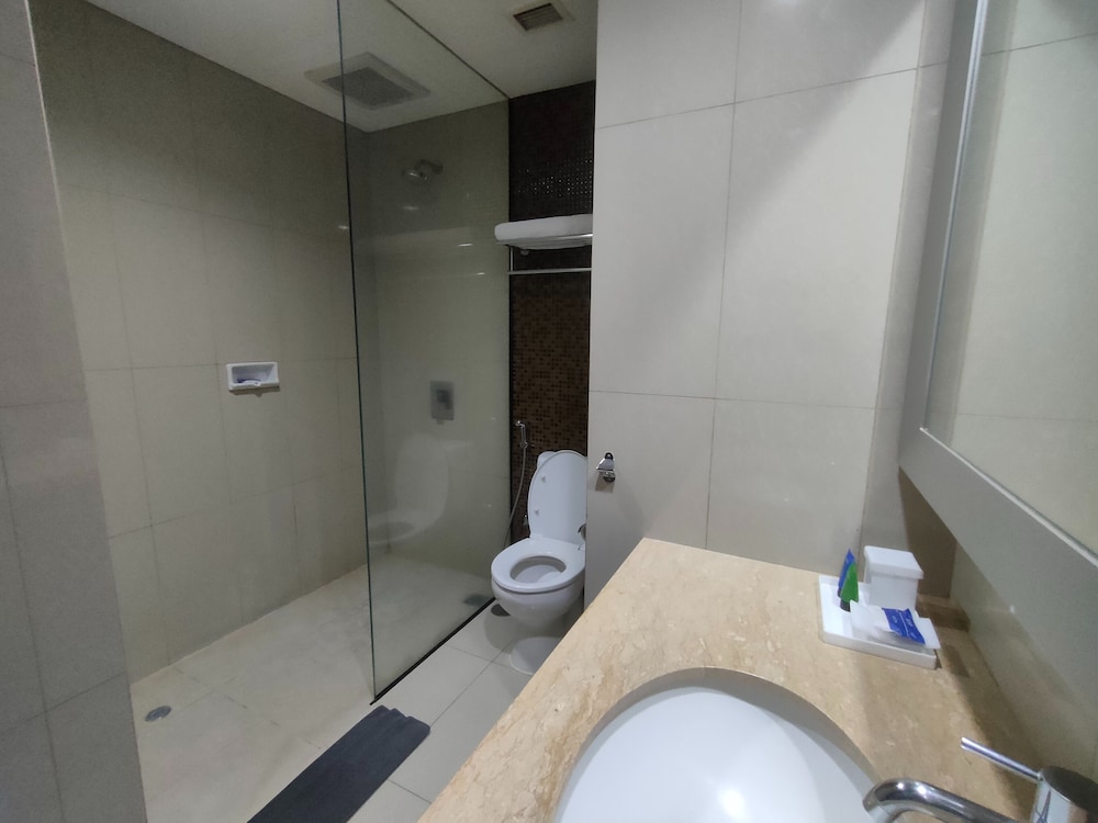 Aston Purwokerto Hotel and Conference Center 63/66