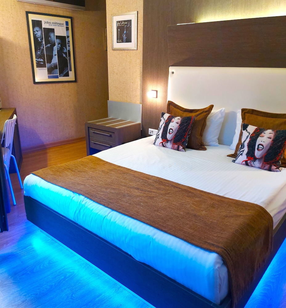 Jazz Hotel 11/70