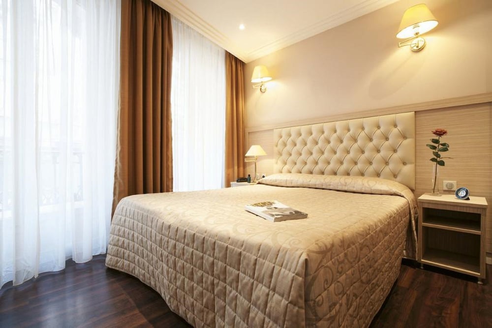 Hotel Lebron Paris 10/49