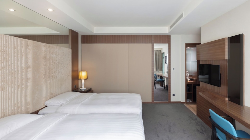1 BEDROOM, DESIGN, TWIN BEDS