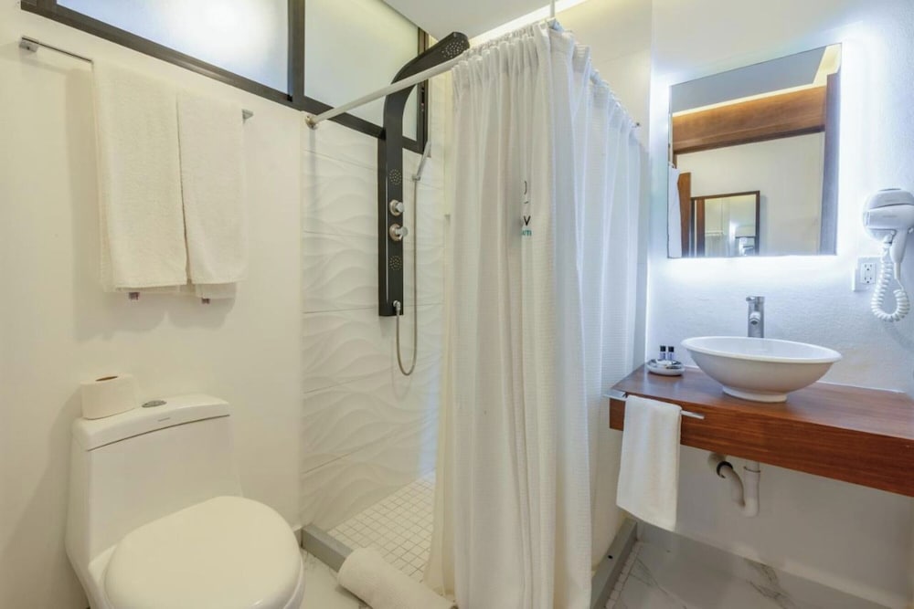 Marvic Hotel 31/36