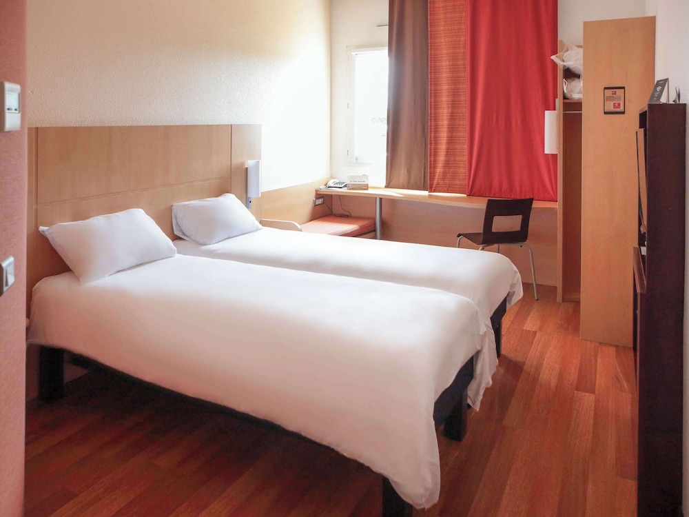 غرفة قياسية بسريرين منفصلين، Ibis Beauvais Aeroport 5/10
