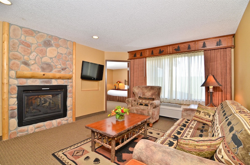 Best Western Plus Kelly Inn & Suites 25/43