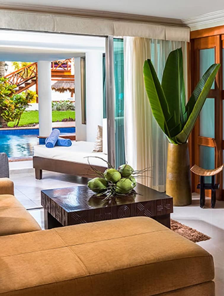 El Dorado Seaside Suites Oceanfront, All & More Inclusive - Adults Only 9/50
