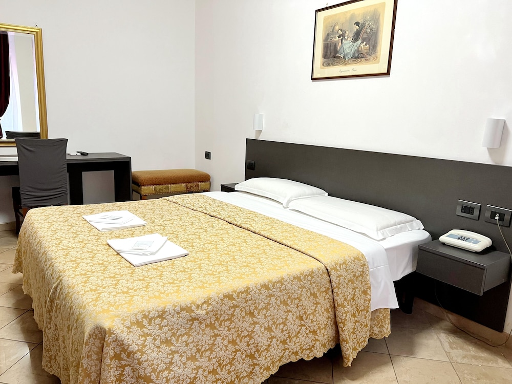 Hotel Termini 12/34