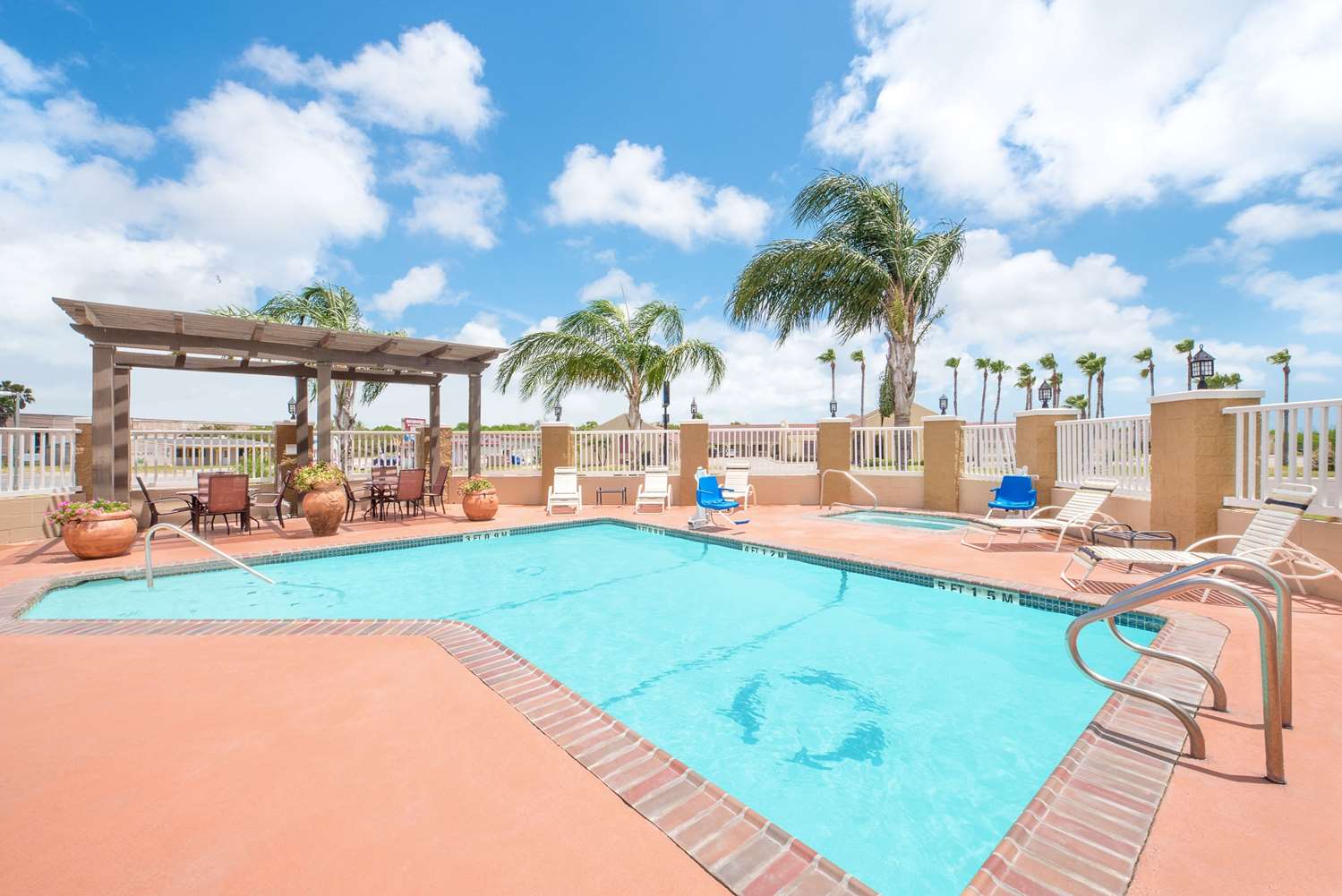 Microtel Inn & Suites By Wyndham Aransas Pass/Corpus Christi 18/30