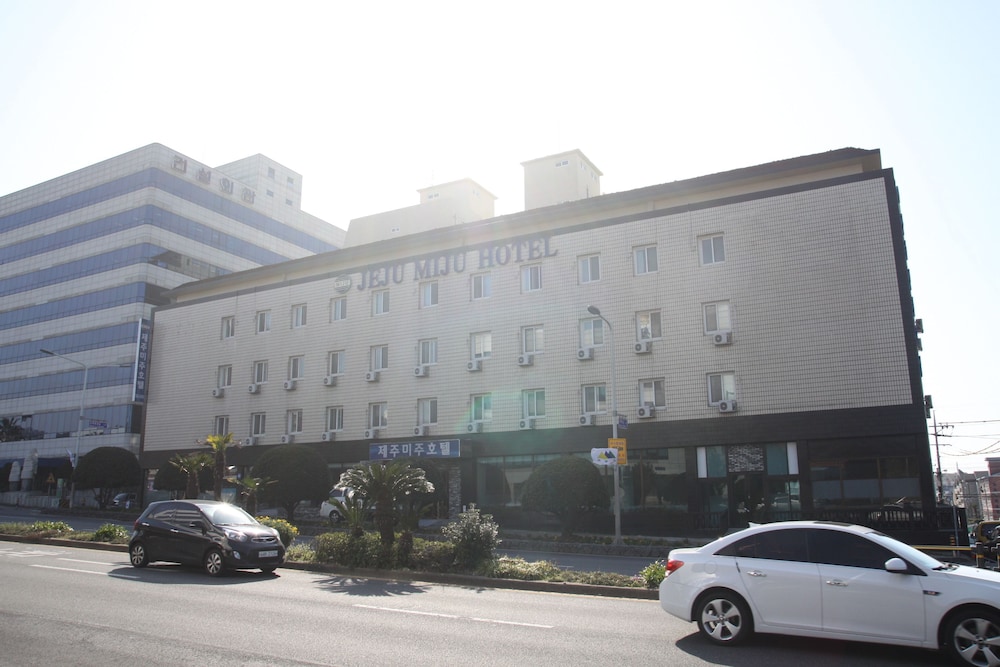 Miju Hotel 7/50