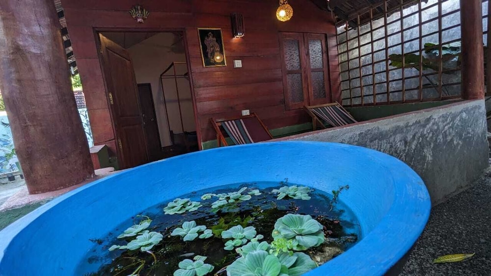 Sadika Guest House 24/47