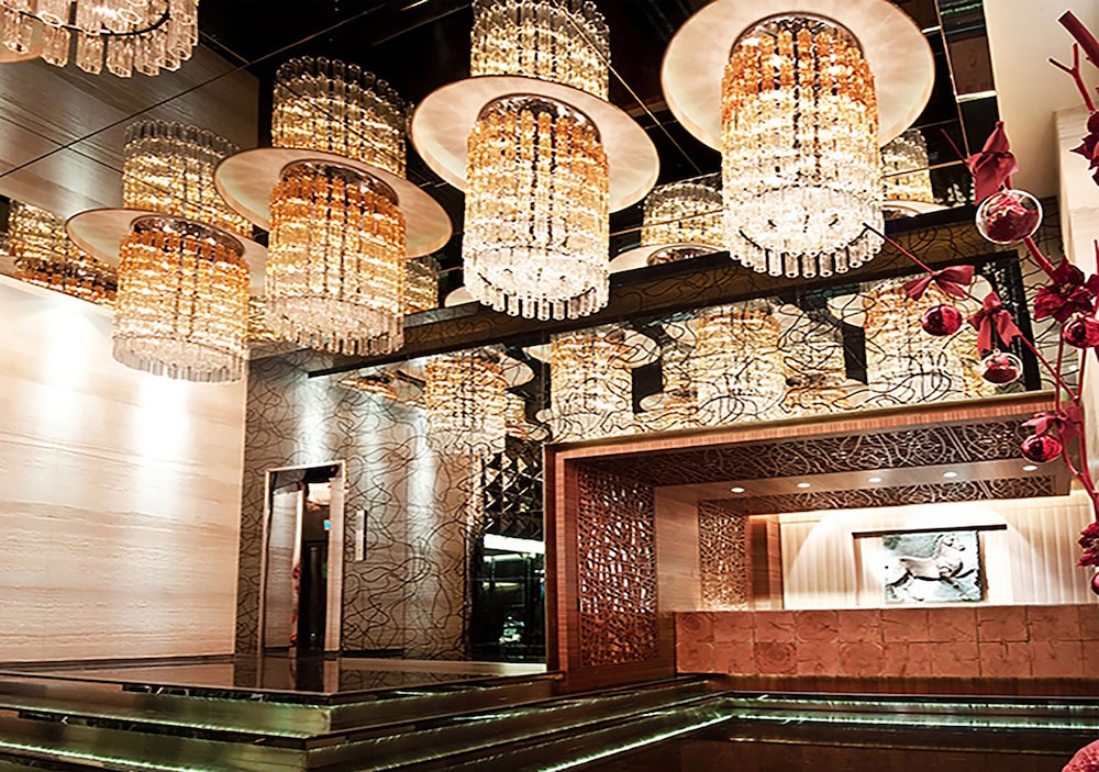 Royal Group Hotel Chun Shan Branch 27/29