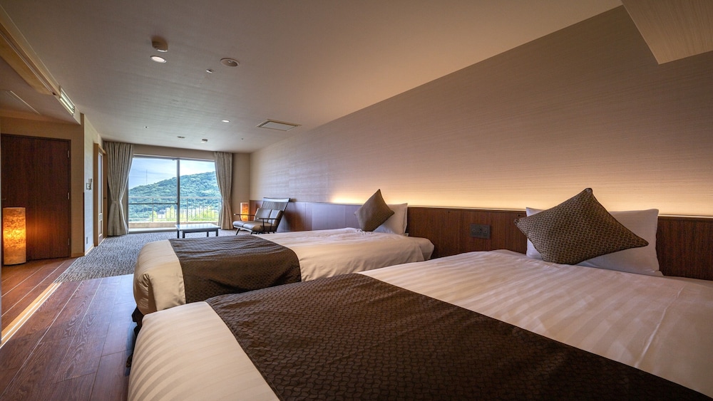 Kamenoi Hotel Atami 8/61