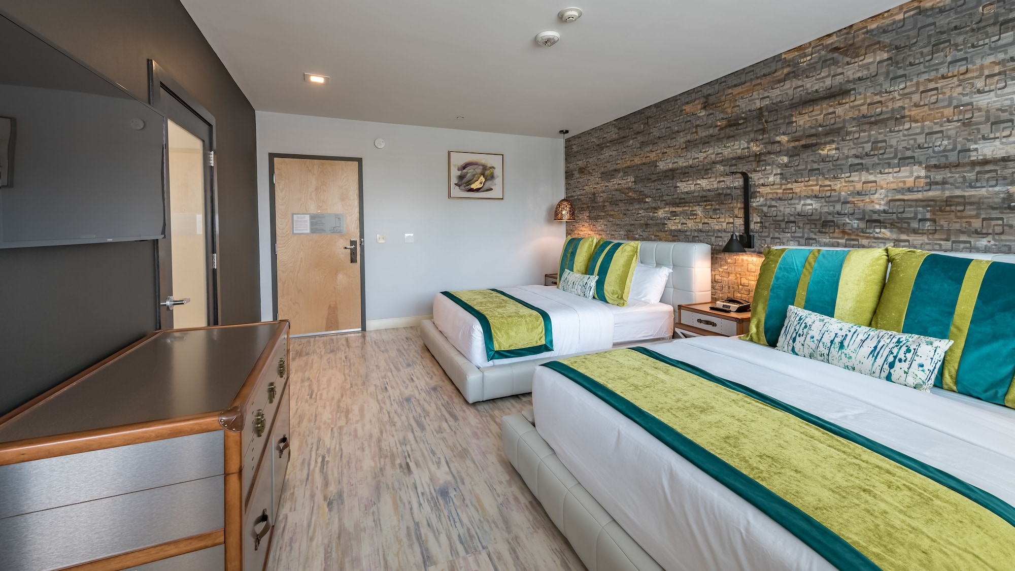 Preferred, 2 Queen Beds, Accessible