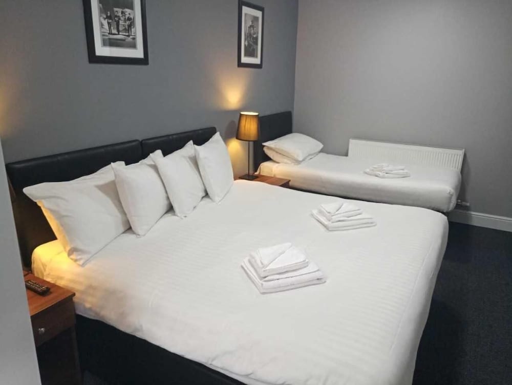 The Liverpool Inn Hotel 13/45